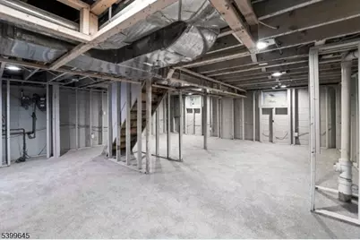 639 Parkview Ave, North Plainfield, NJ 07063 - Photo 14