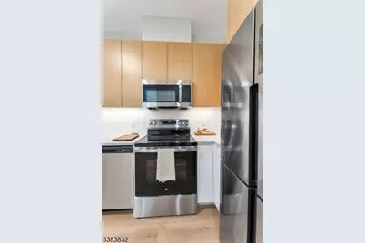 431 Dr Mlk Jr Blvd #626, East Orange, NJ 07018 - Photo 18