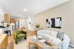 431 Dr Mlk Jr Blvd, East Orange, NJ 07018 - Photo 2