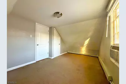 11 Garfield Rd, Parsippany, NJ 07054 - Photo 6