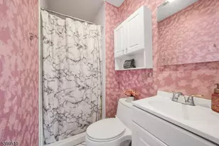 12 Clinton Ln, Wayne, NJ 07470 - Photo 28