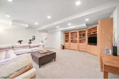 12 Clinton Ln, Wayne, NJ 07470 - Photo 16