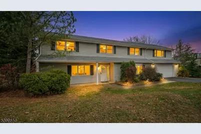 12 Clinton Ln, Wayne, NJ 07470 - Photo 2