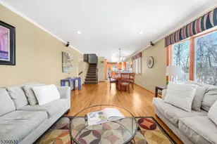 12 Clinton Ln, Wayne, NJ 07470 - Photo 12