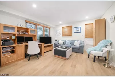 12 Clinton Ln, Wayne, NJ 07470 - Photo 14