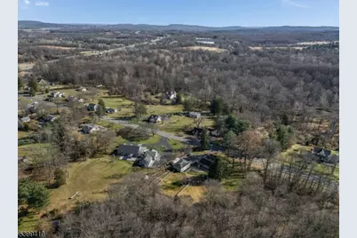 571 Route 614, Union Township, NJ 08802 - Photo 32