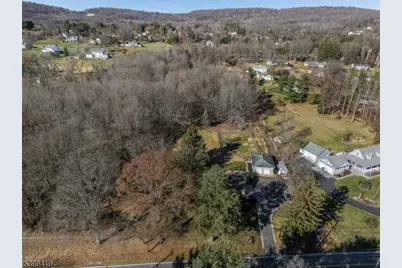 571 Route 614, Union Township, NJ 08802 - Photo 30