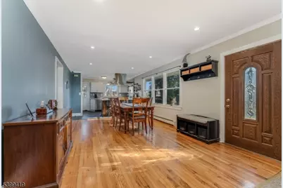 571 Route 614, Union Township, NJ 08802 - Photo 10