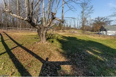 571 Route 614, Union Township, NJ 08802 - Photo 36