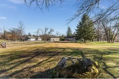 571 Route 614, Union Township, NJ 08802 - Photo 38