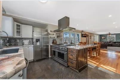 571 Route 614, Union Township, NJ 08802 - Photo 8