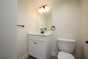 96 South Pkwy, Clifton, NJ 07014 - Photo 42