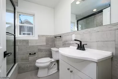 96 South Pkwy, Clifton, NJ 07014 - Photo 36