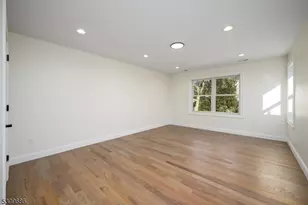 96 South Pkwy, Clifton, NJ 07014 - Photo 32