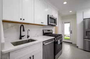 96 South Pkwy, Clifton, NJ 07014 - Photo 20