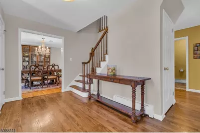 1053 Hillcrest Dr, Branchburg Township, NJ 08853 - Photo 4