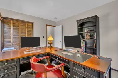 1053 Hillcrest Dr, Branchburg Township, NJ 08853 - Photo 22