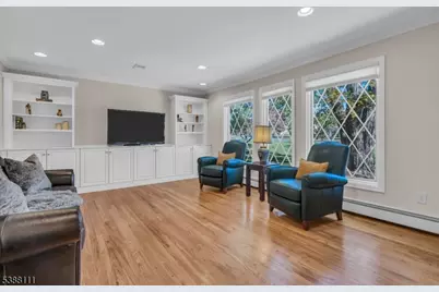 1053 Hillcrest Dr, Branchburg Township, NJ 08853 - Photo 6