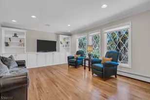 1053 Hillcrest Dr, Branchburg Township, NJ 08853 - Photo 6