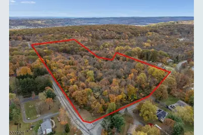 220 Naughright Rd, Washington Township, NJ 07853 - Photo 2