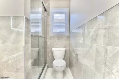 32 Garibaldi Ave #3, Newark, NJ 07114 - Photo 16