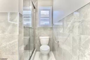 32 Garibaldi Ave, Newark, NJ 07114 - Photo 16