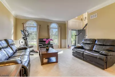 5 Hidden Valley Way, Franklin Township, NJ 08802 - Photo 6