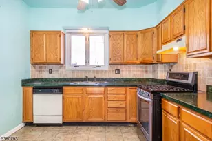 27-29 Willard, Pompton Lakes, NJ 07442 - Photo 20