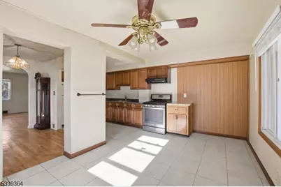 622B Clarkson Ave, Elizabeth, NJ 07202 - Photo 8