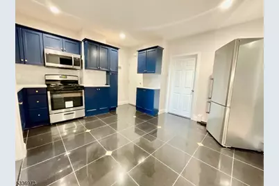 17 Cleveland Ave, Harrison, NJ 07029 - Photo 2