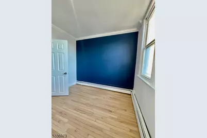 17 Cleveland Ave, Harrison, NJ 07029 - Photo 10