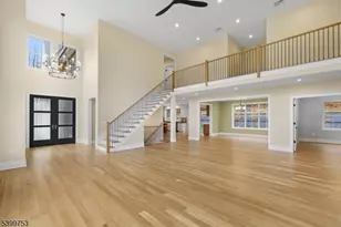 10 Twin Brks Ct, Warren Township, NJ 07059 - Photo 2