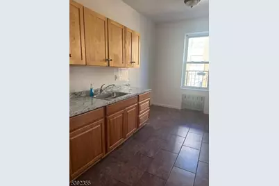 741 Clinton Ave #C7, Newark, NJ 07108 - Photo 4