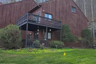 3 Steamboat Dr, Vernon, NJ 07462 - Photo 2