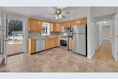 28 Duval St, Bridgewater Twp., NJ 08807 - Photo 6