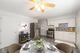 62 King Cole Rd, Hamburg, NJ 07419 - Photo 2