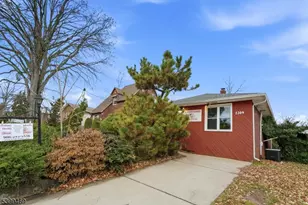 2209 N Wood Ave, Roselle, NJ 07203 - Photo 2