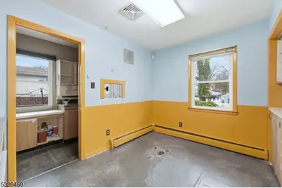 2209 N Wood Ave, Roselle, NJ 07203 - Photo 6