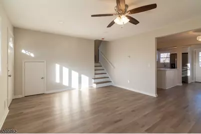 328 Ralph St, Franklin Township, NJ 08873 - Photo 4