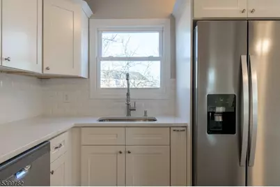 328 Ralph St, Franklin Township, NJ 08873 - Photo 6