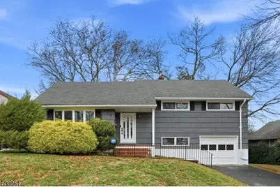 15 Carol Pl, Bloomfield, NJ 07003 - Photo 1