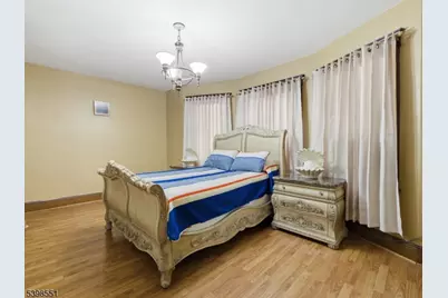 768 E 25th St, Paterson, NJ 07504 - Photo 16