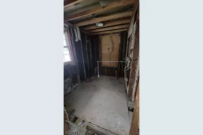 387 Tower St, Union Township, NJ 07088 - Photo 4