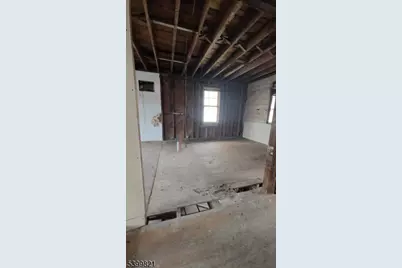 387 Tower St, Union Township, NJ 07088 - Photo 16