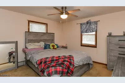 32 Grove St, Wanaque, NJ 07465 - Photo 38