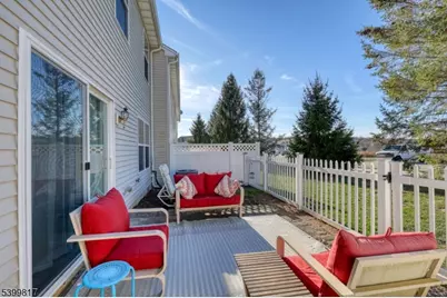 9 Crestmont Ct, Hardyston Township, NJ 07419 - Photo 24