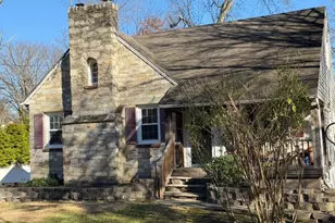 134 Oakwood Dr, Wayne, NJ 07470 - Photo 1