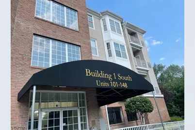 132 Cory Ln, Elmwood Park, NJ 07407 - Photo 2