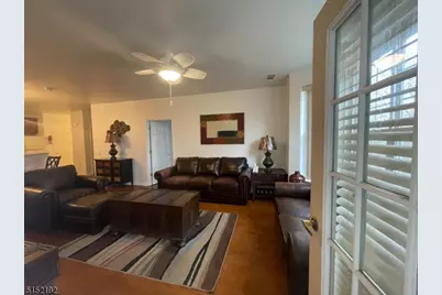 132 Cory Ln, Elmwood Park, NJ 07407 - Photo 8