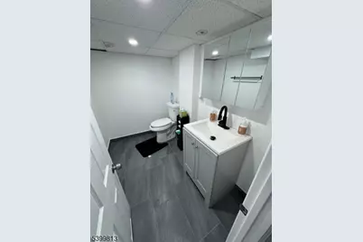 117 N 6th St, Paterson, NJ 07522 - Photo 8